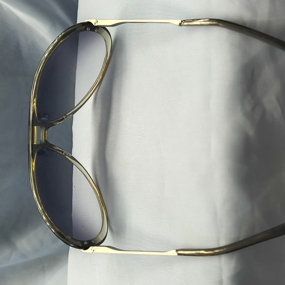 Theory Sunglasses Gray & Black In Excellent Condition